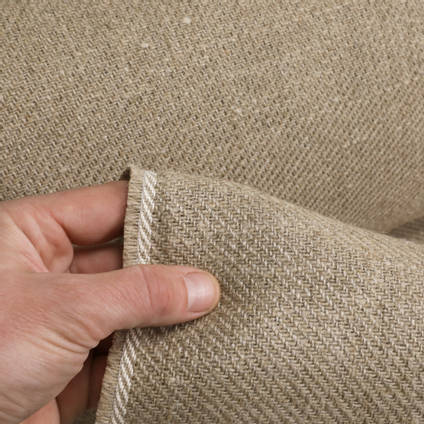 550g 2x2 Twill Flax Fibre Cloth Composite Reinforcement in Hand