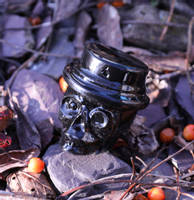 Resin Skull Casting with Jet Black CULR Epoxy Pigment Thumbnail